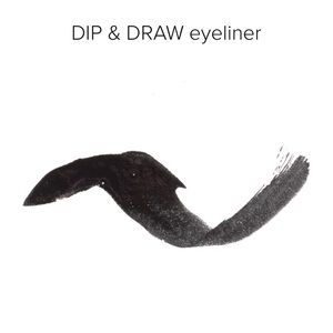 Tip and draw eyeliner